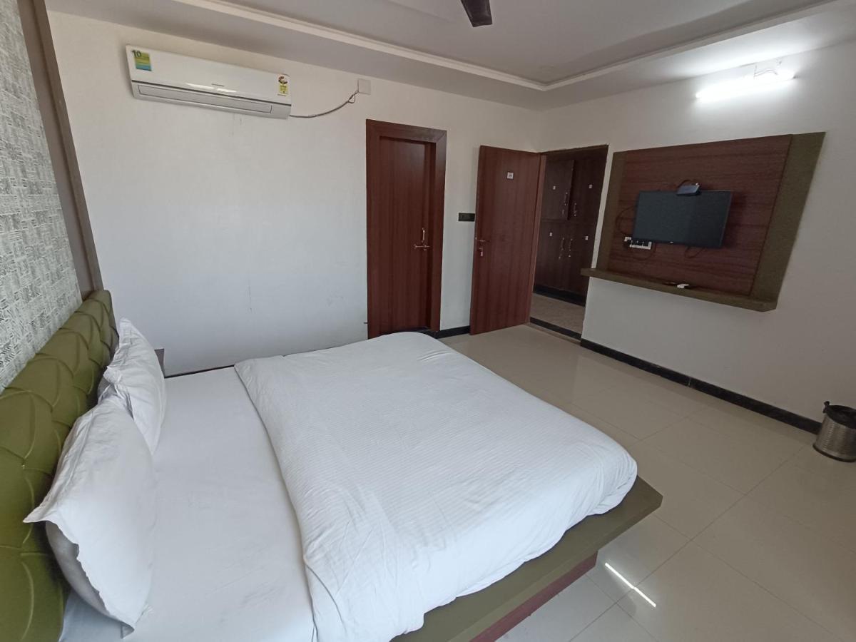 Hotel Laakhan By Ghumo Udaipur Buitenkant foto